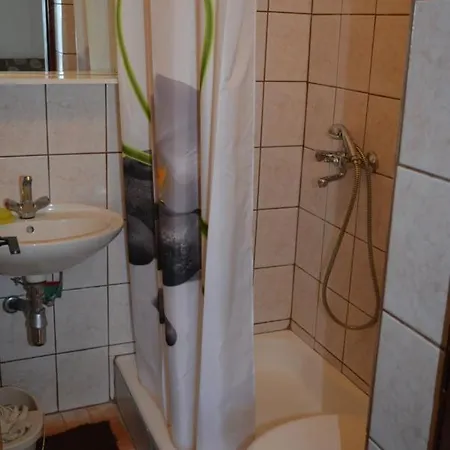Apartmani Katica Kornic Exterior photo